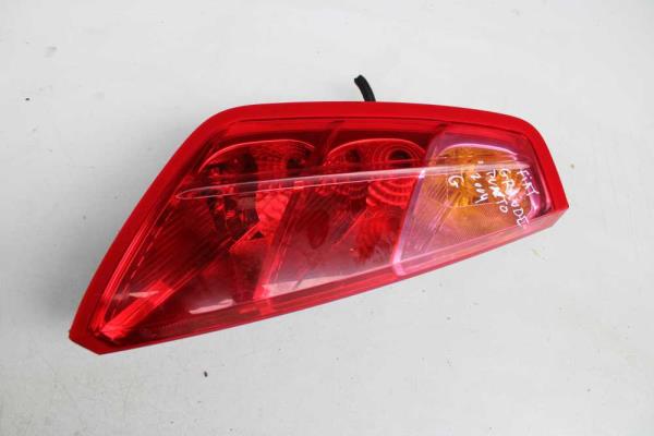 FEU ARRIERE GAUCHE FIAT - Vue 1